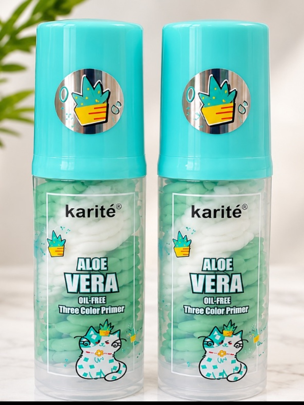 NWT Bundle of 2 NWT Karité
Aloe Vera Oil-Free Three
Color Primers 40ml Each